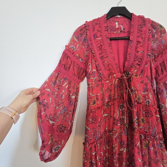 Free People Cassis Printed Chiffon Maxi Dress XS Strawberry Combo Red Pink - Picture 7 of 11